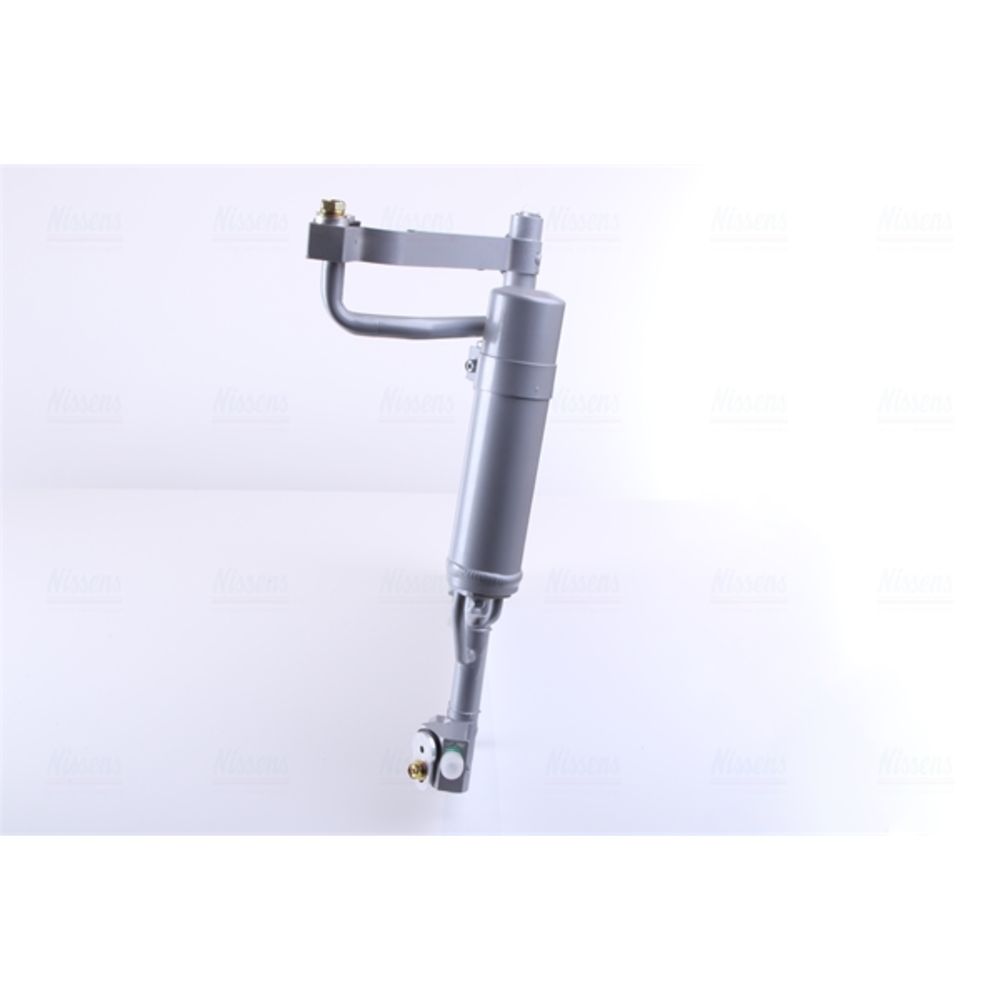 Ilmastointilaitteen lauhdutin 30-00266