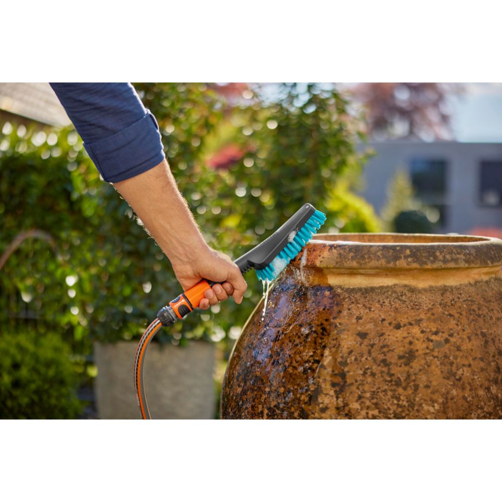 Gardena Cleansystem handhållen tvättborste S grov