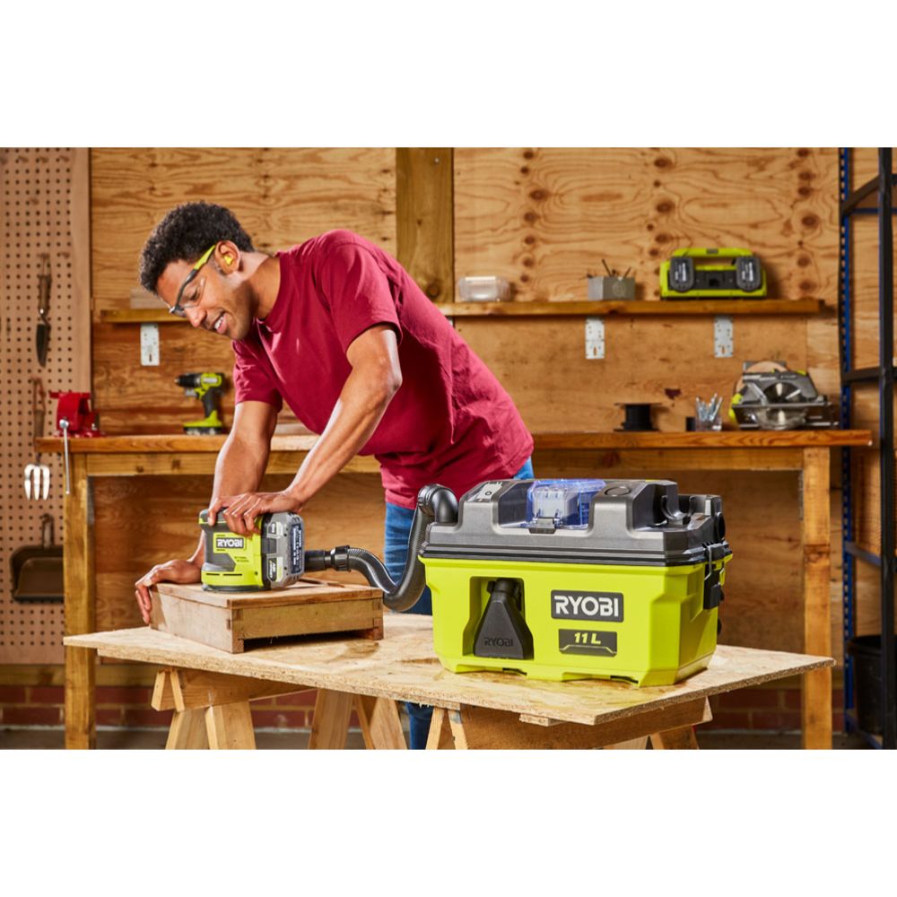 Ryobi ONE+ aku märg-kuiv tolmuimeja, RV1811-0 korpus
