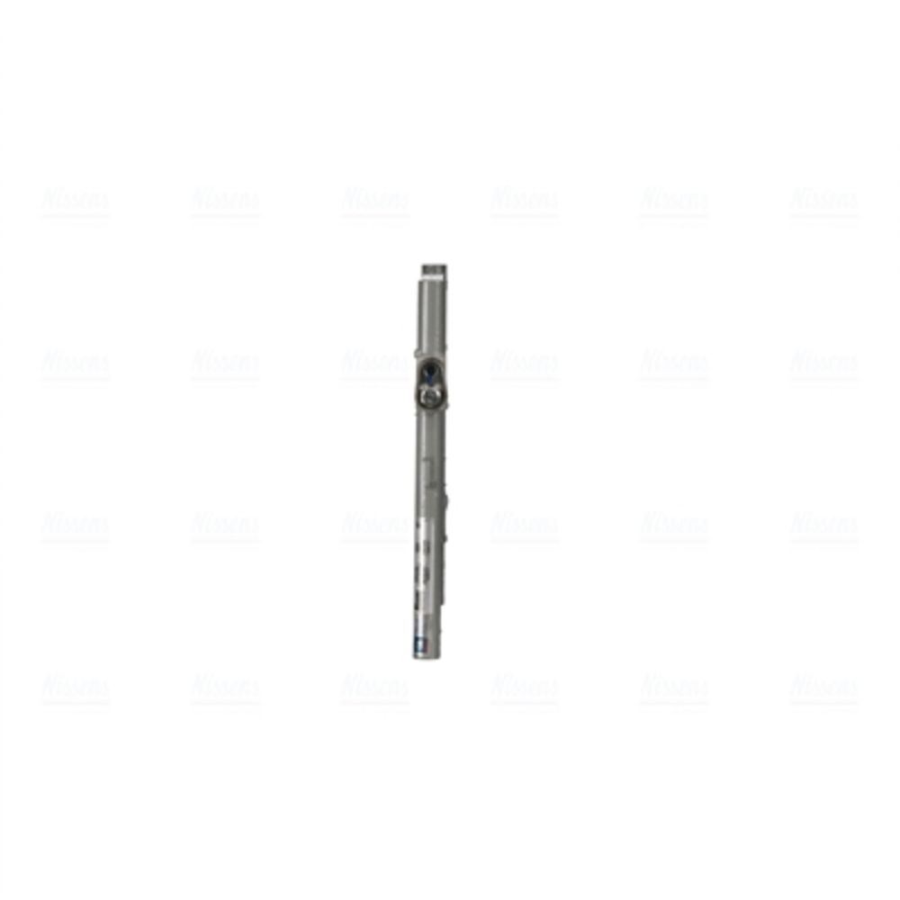 Ilmastointilaitteen lauhdutin 30-04035