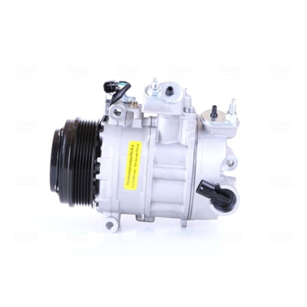 Ilmastointilaitteen kompressori 30-03502