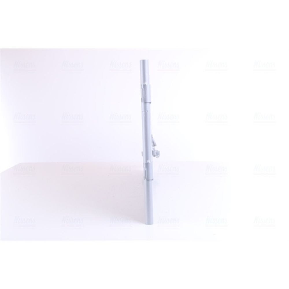 Ilmastointilaitteen lauhdutin 30-00495