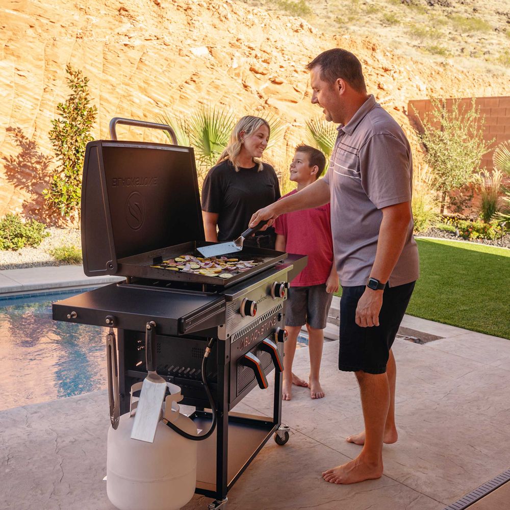 Blackstone õhufritüüriga grill, 28"