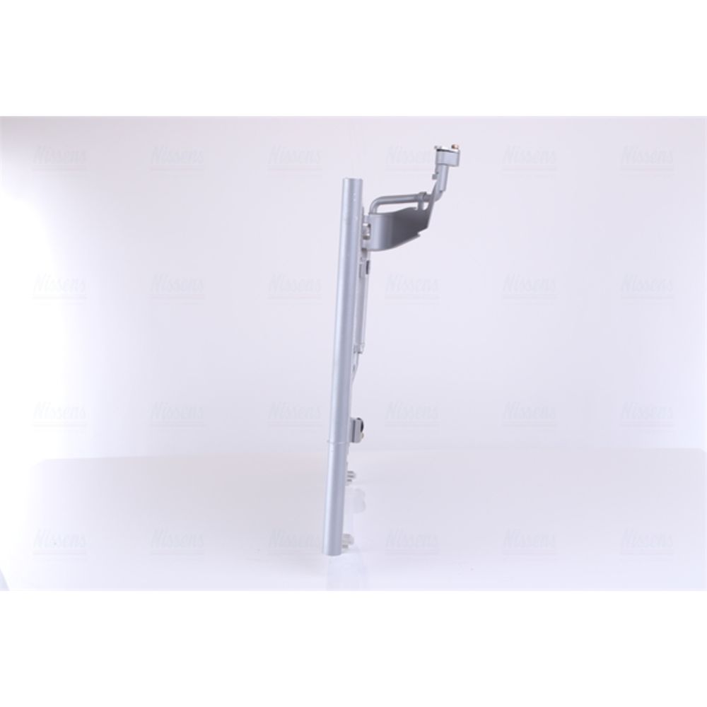 Ilmastointilaitteen lauhdutin 30-00326