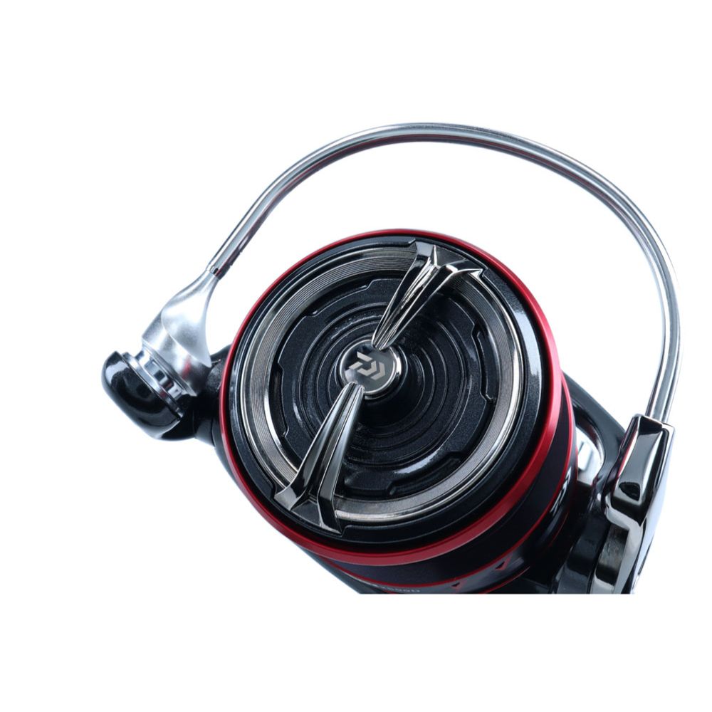 Daiwa 21 Ballistic MQ LT avokela