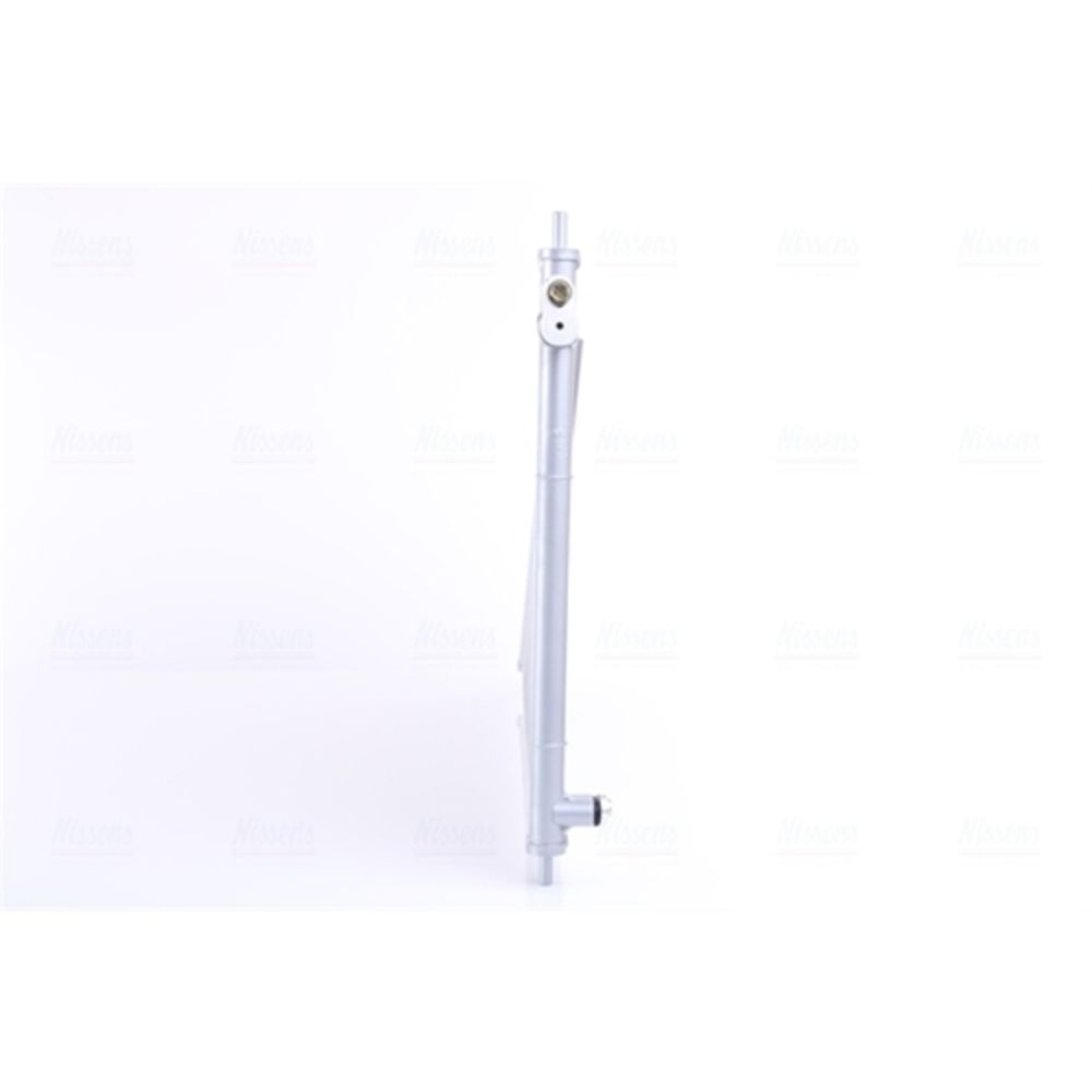 Ilmastointilaitteen lauhdutin 30-04055