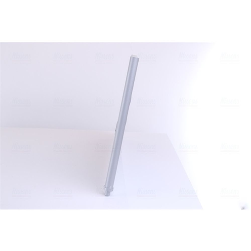 Ilmastointilaitteen lauhdutin 30-00185