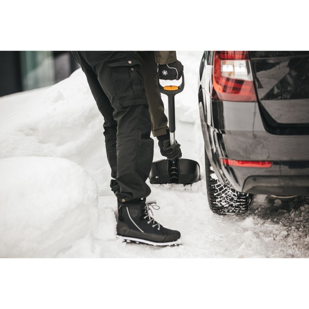 Fiskars X-series autolumilapio teleskooppivarrella