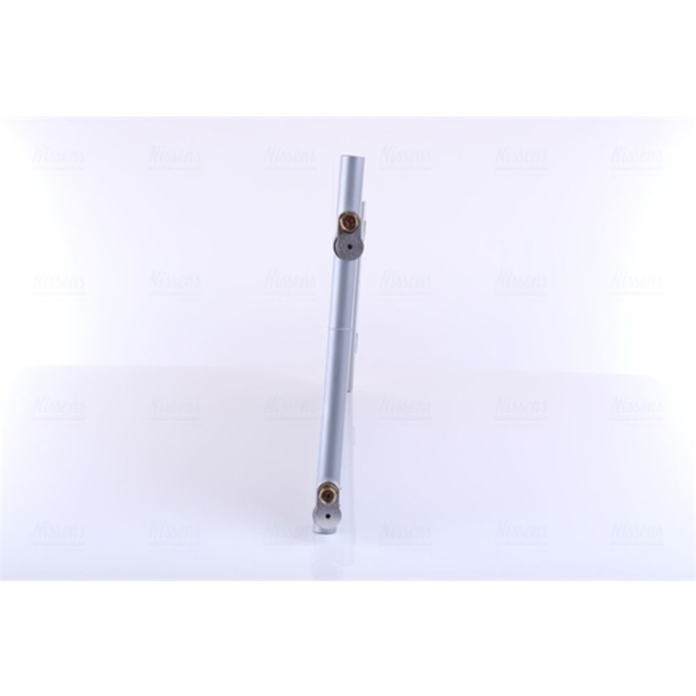 Ilmastointilaitteen lauhdutin 30-00330