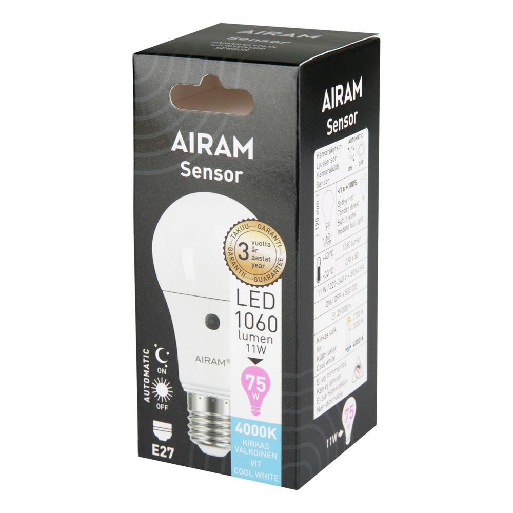Airam LED-klotlampa med skymningsrelä E27 11W 4000K 1060 lm