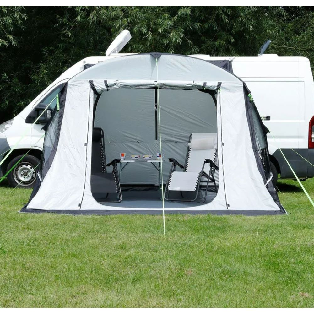 Etuteltta Gemini 320 retkeilyautoon