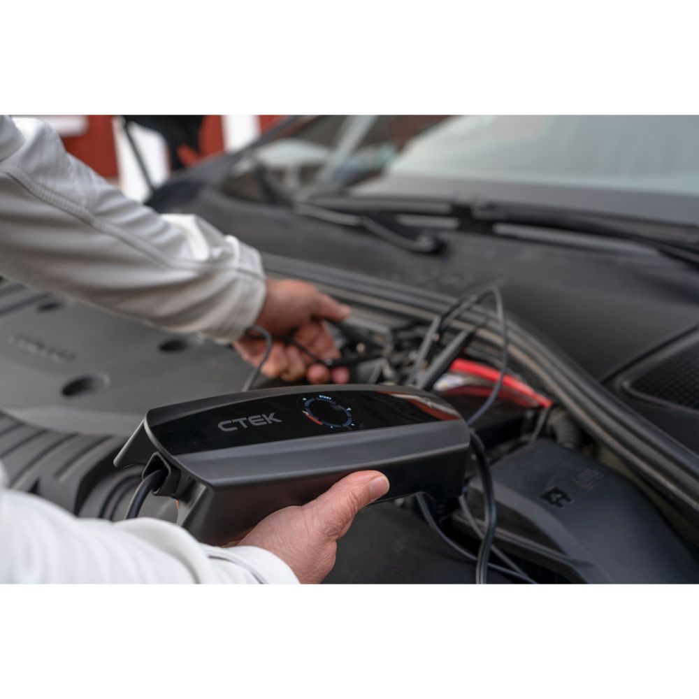 CTEK CS ONE underhållsladdare 12 V/8 A