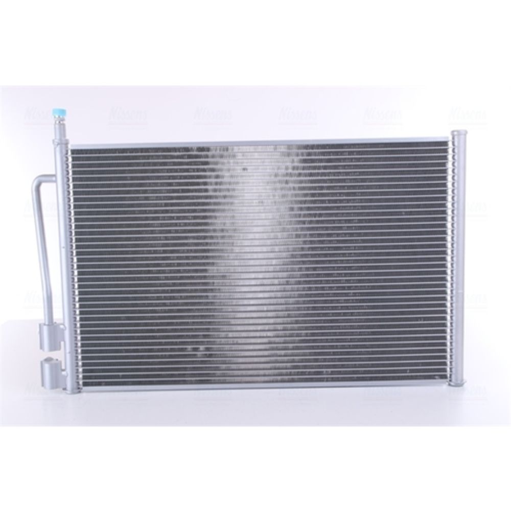 Ilmastointilaitteen lauhdutin 30-00243