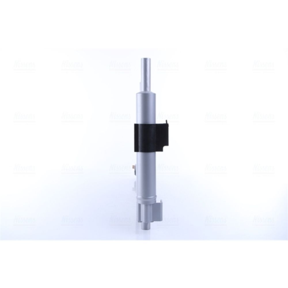 Ilmastointilaitteen lauhdutin 30-05122