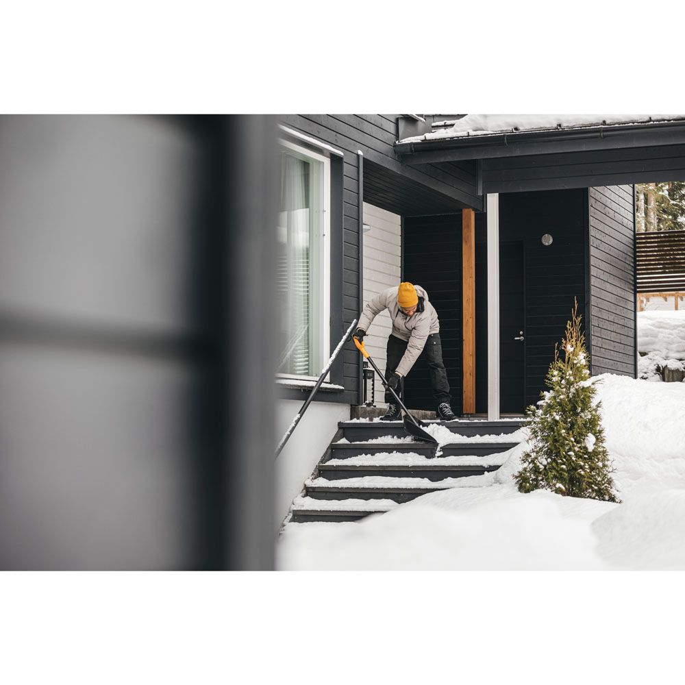 Fiskars Solid lumelabidas