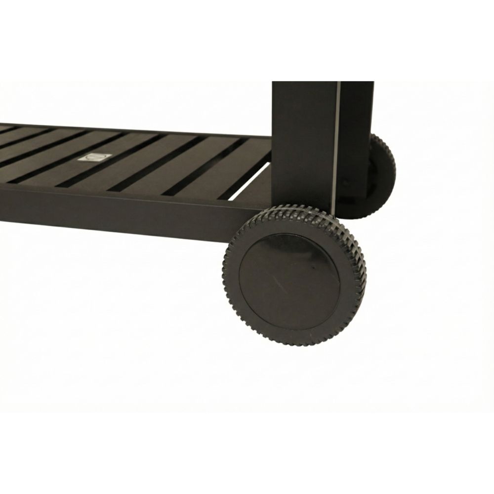 Roastmaster 4-polttiminen kaasugrilli puutasolla