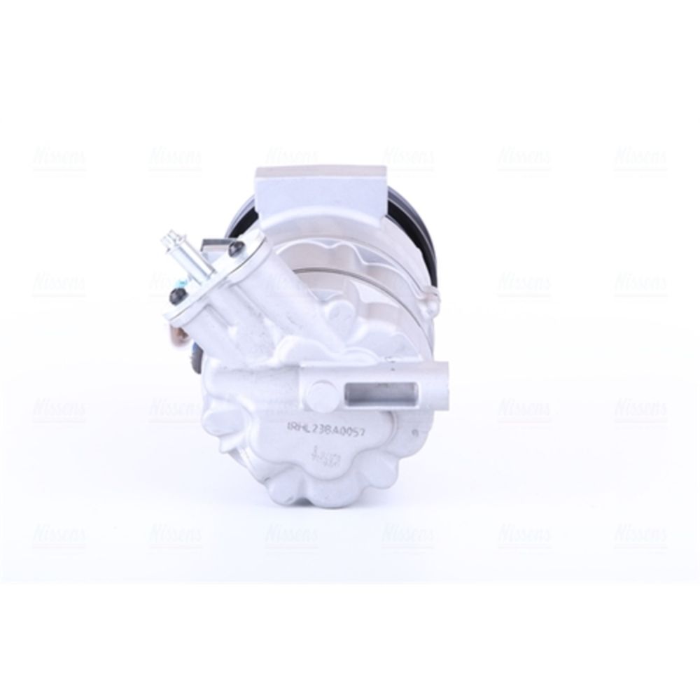 Ilmastointilaitteen kompressori 30-03545