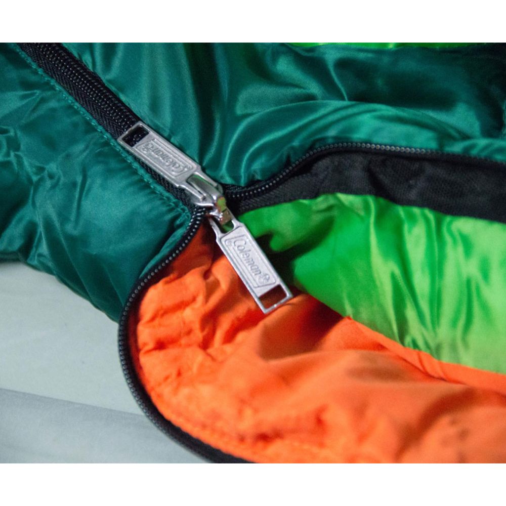 Coleman Fision 200 makuupussi
