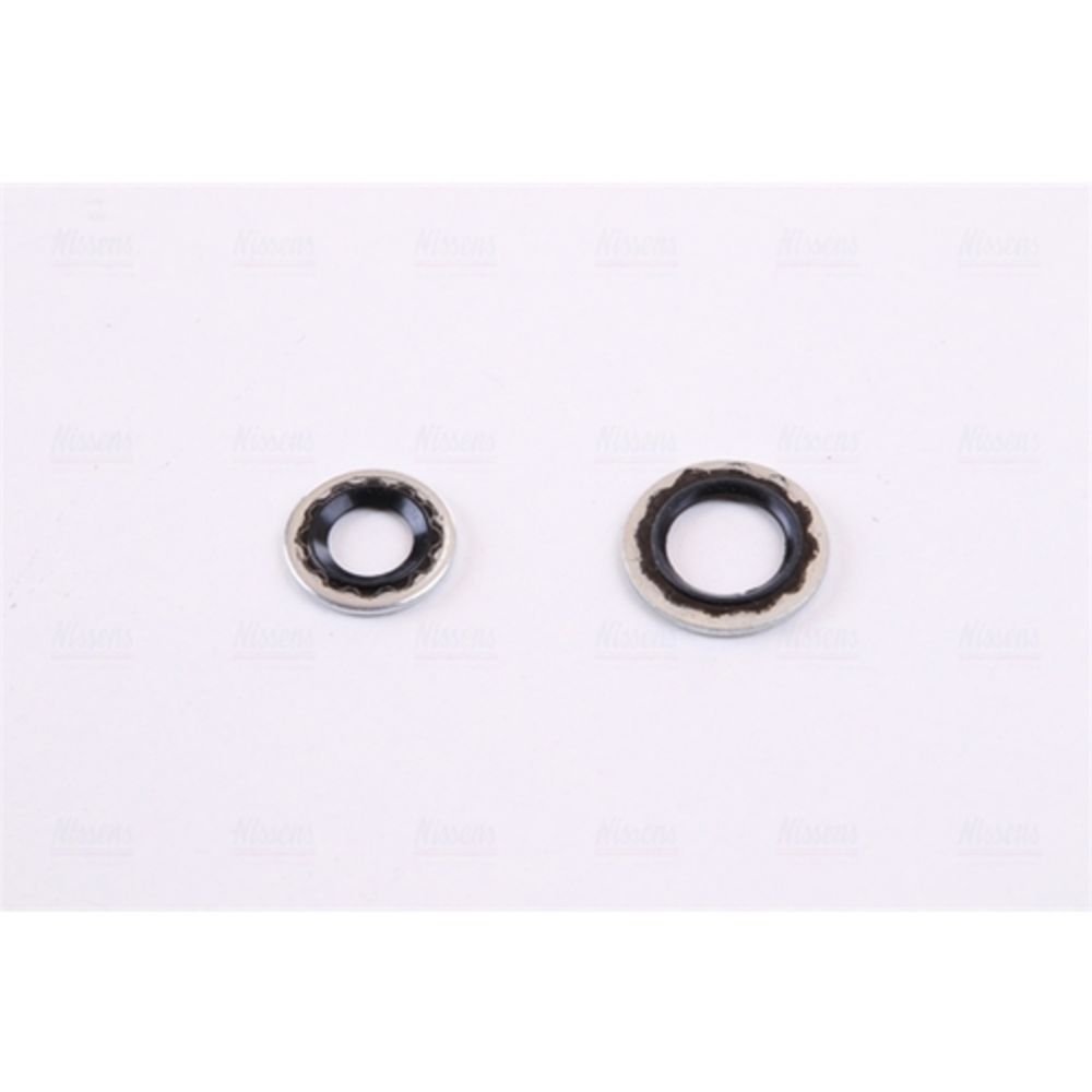 Ilmastointilaitteen lauhdutin 30-04050