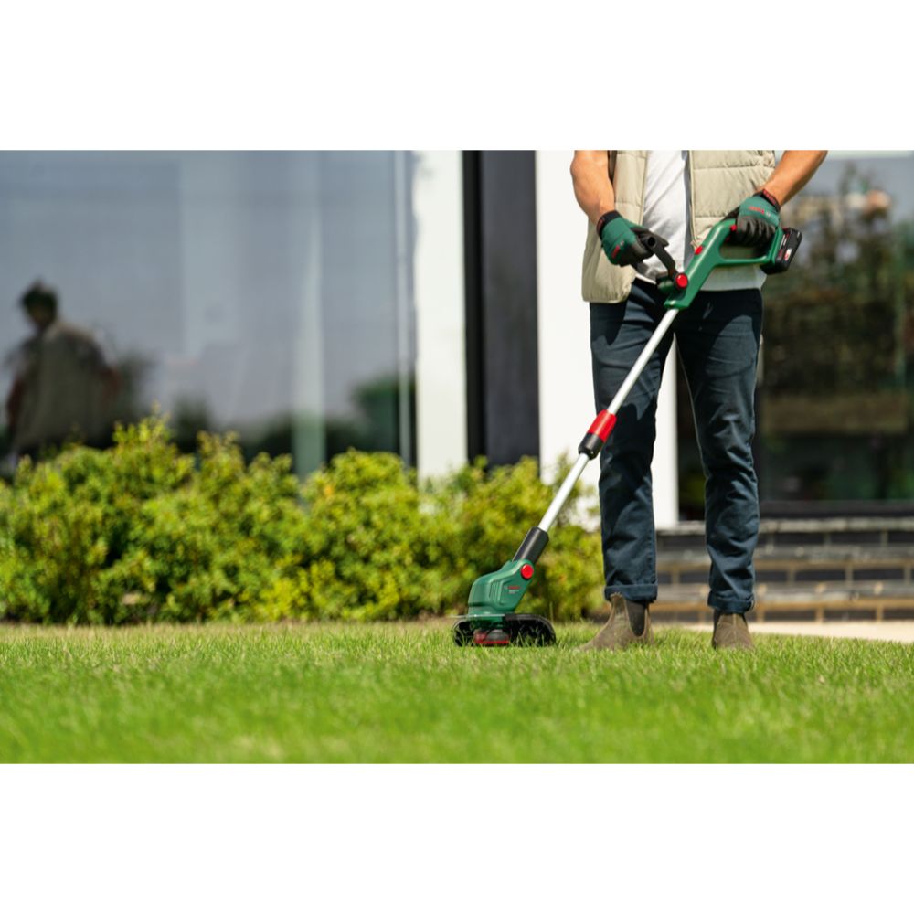 Bosch UniversalGrassCut grästrimmer 18V-26-500 (2,0 Ah)