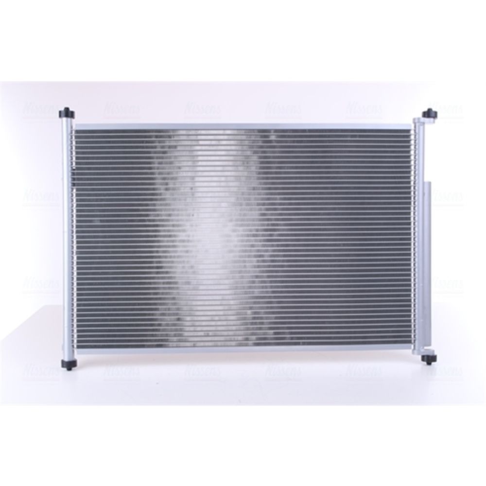 Ilmastointilaitteen lauhdutin 30-04030