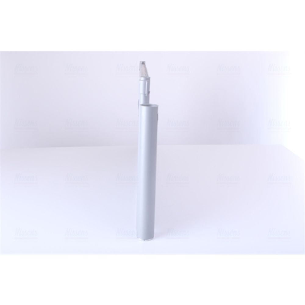 Ilmastointilaitteen lauhdutin 30-05133