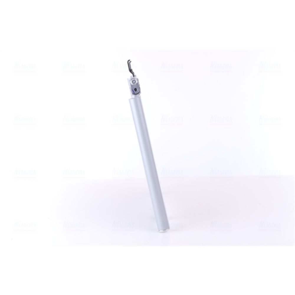 Ilmastointilaitteen lauhdutin 30-00421