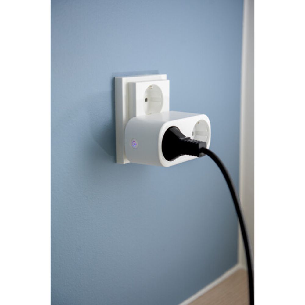 Airam Smart 2-osaline nutipistik, IP20