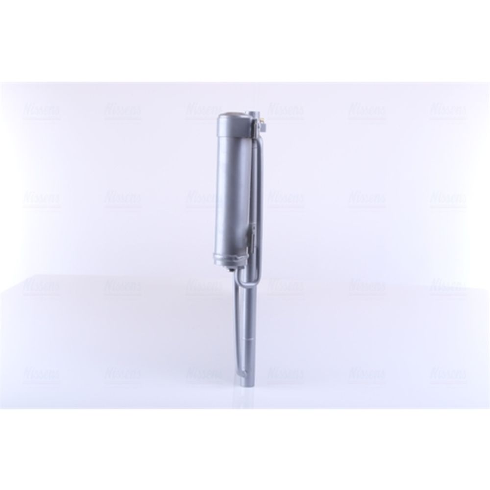 Ilmastointilaitteen lauhdutin 30-05128
