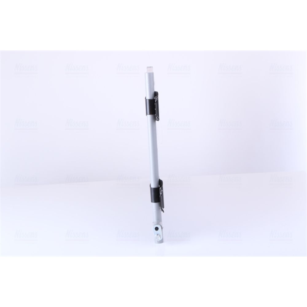 Ilmastointilaitteen lauhdutin 30-04034