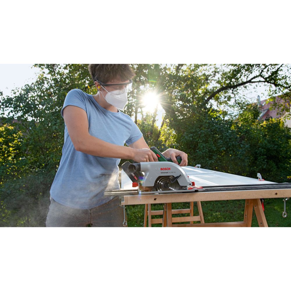 Bosch UniversalCirc 18V-53 batteridriven cirkelsåg utan batteri