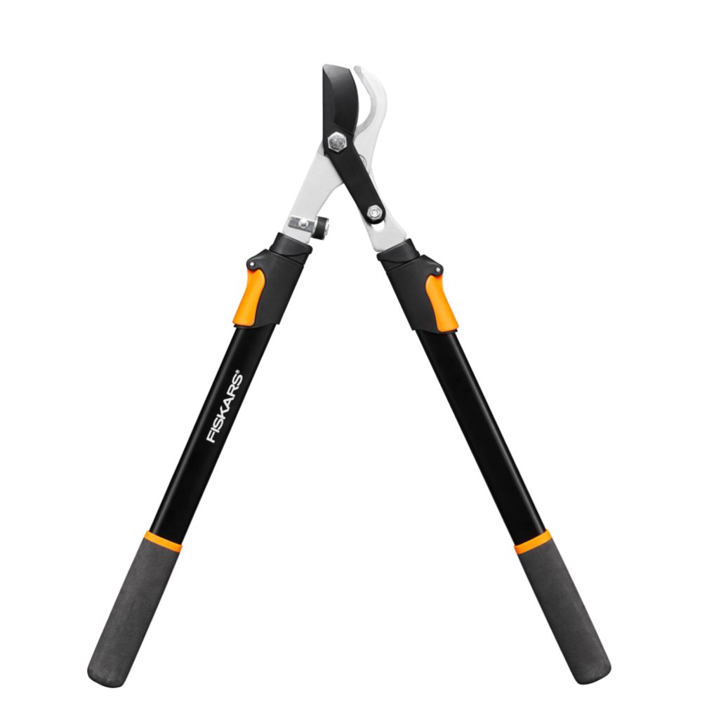 Fiskars Solid L13 teleskoopvartega oksakäärid