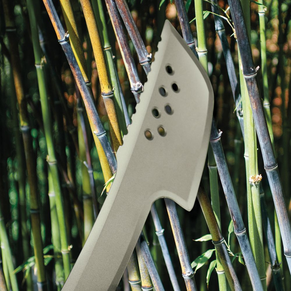 Fiskars Solid CL-581 Machete, kirvespäällä