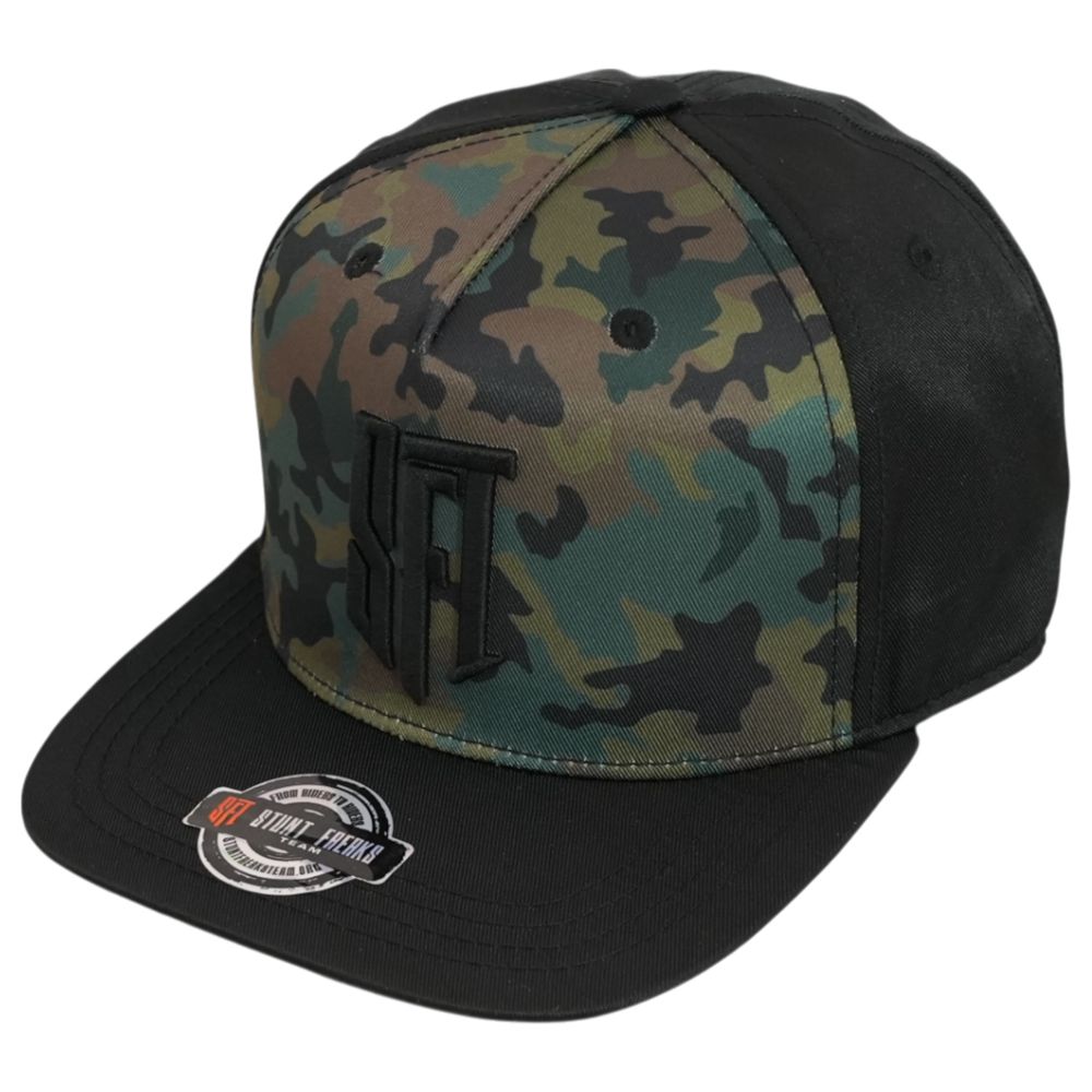 Stunt Freaks Team camo snapback lippalakki