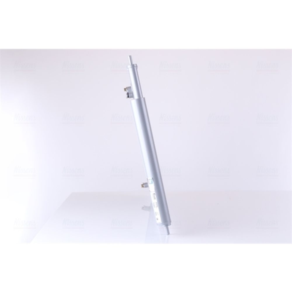 Ilmastointilaitteen lauhdutin 30-00365