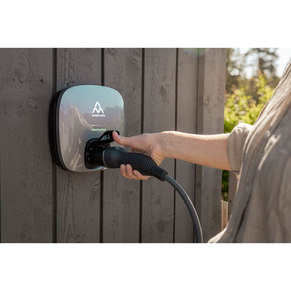 Charge Amps Luna laddbox för elbilar 22 kW
