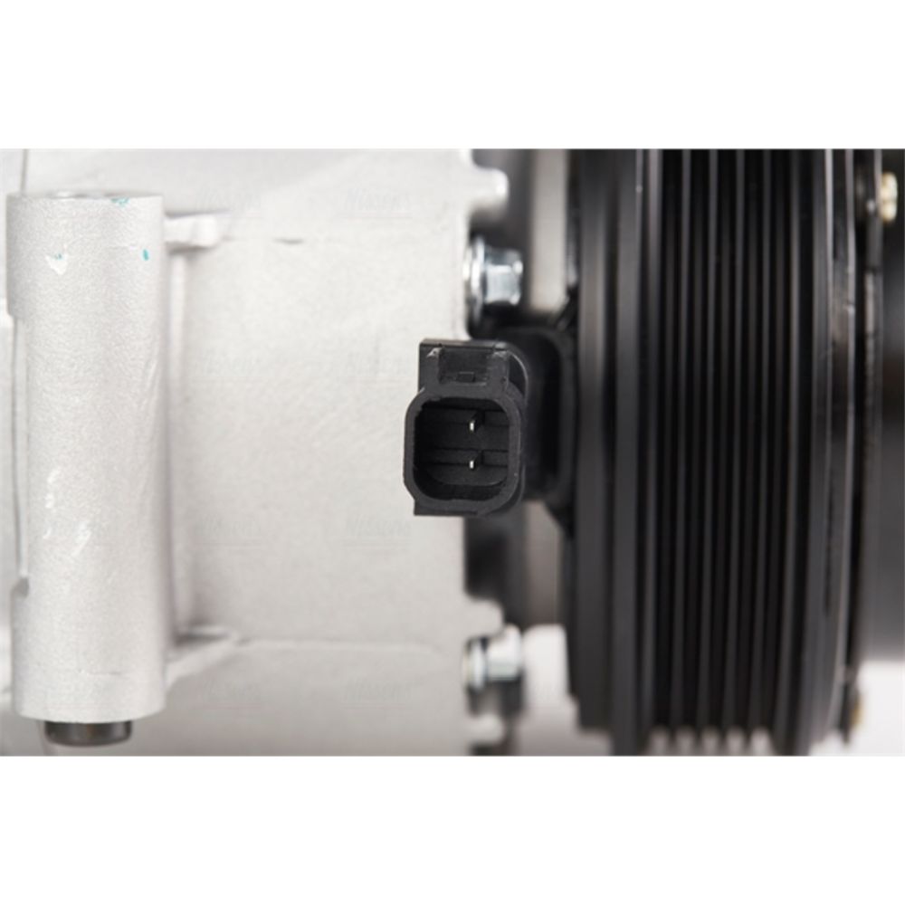 Ilmastointilaitteen kompressori 30-00429