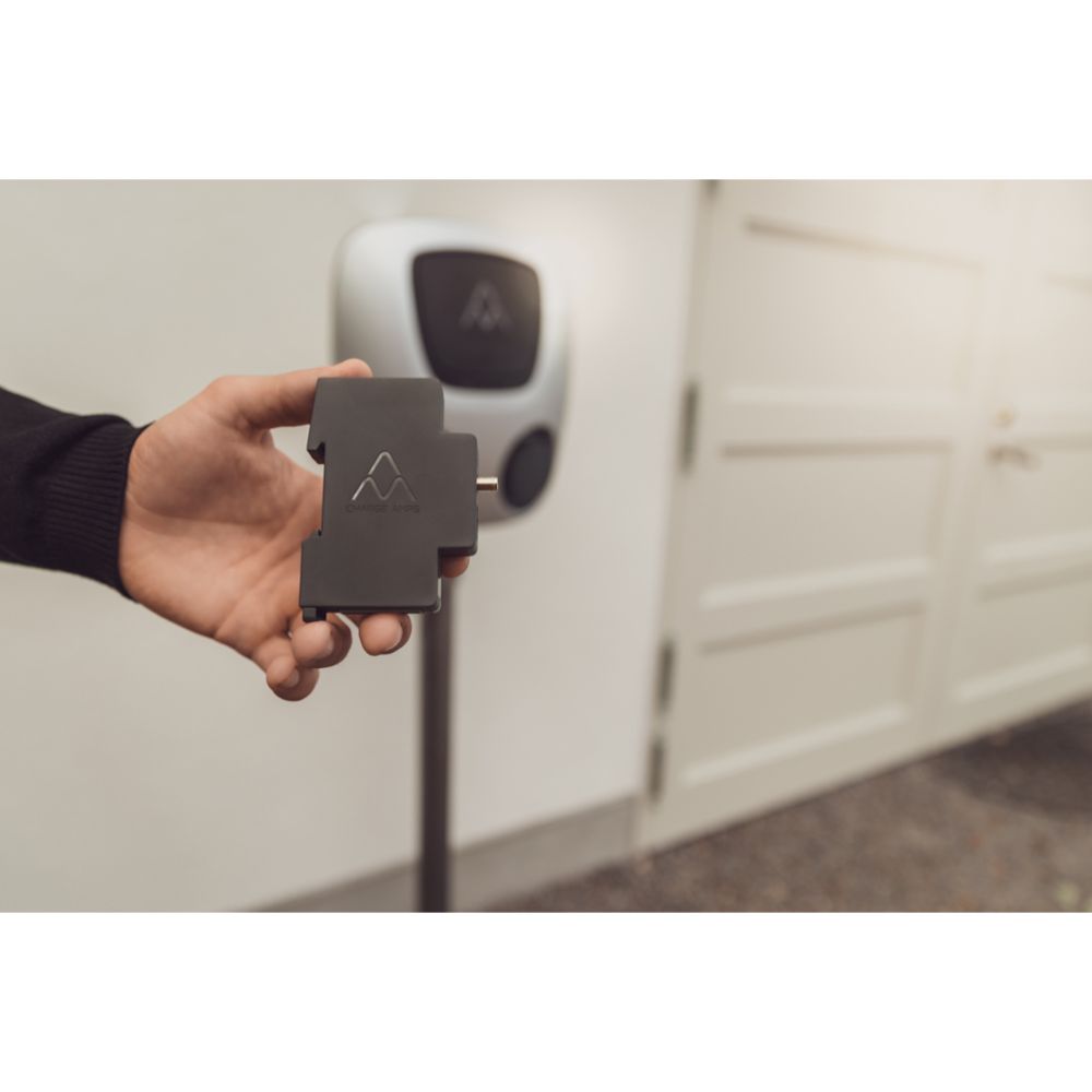 Charge Amps Amp Guard dynaaminen kuormanhallintayksikkö