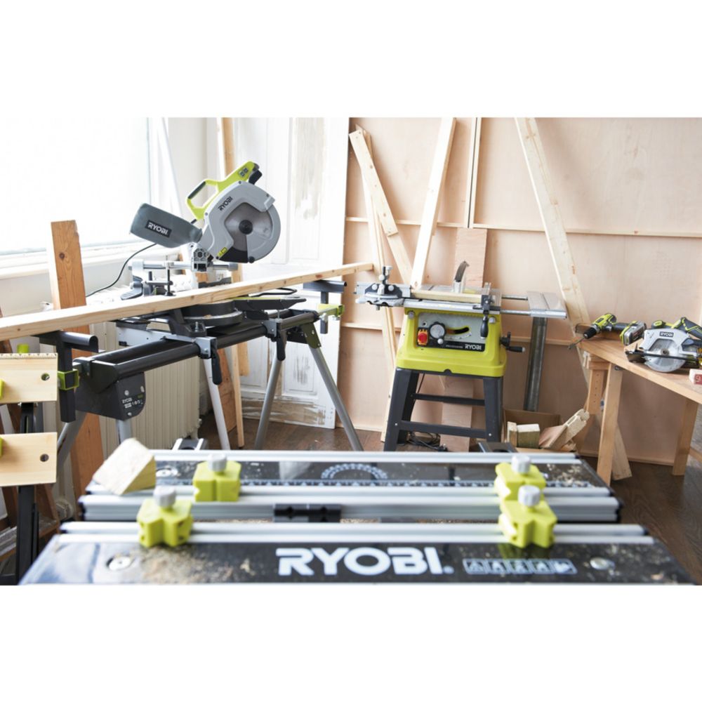 Ryobi EMS216L liukujiirisirkkeli 216 mm 1500 W