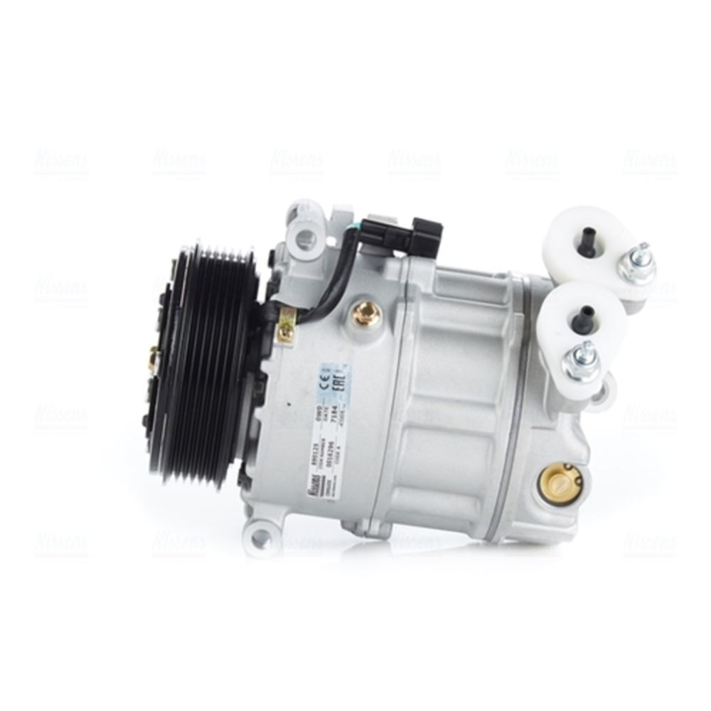 Ilmastointilaitteen kompressori 30-03544