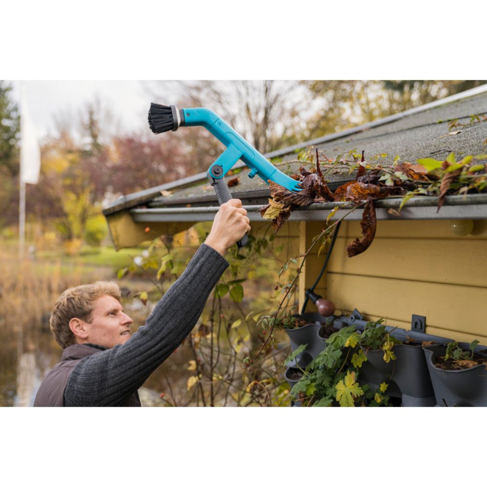 Gardena Combisystem takrännerensare med teleskopskaft 210–390 cm