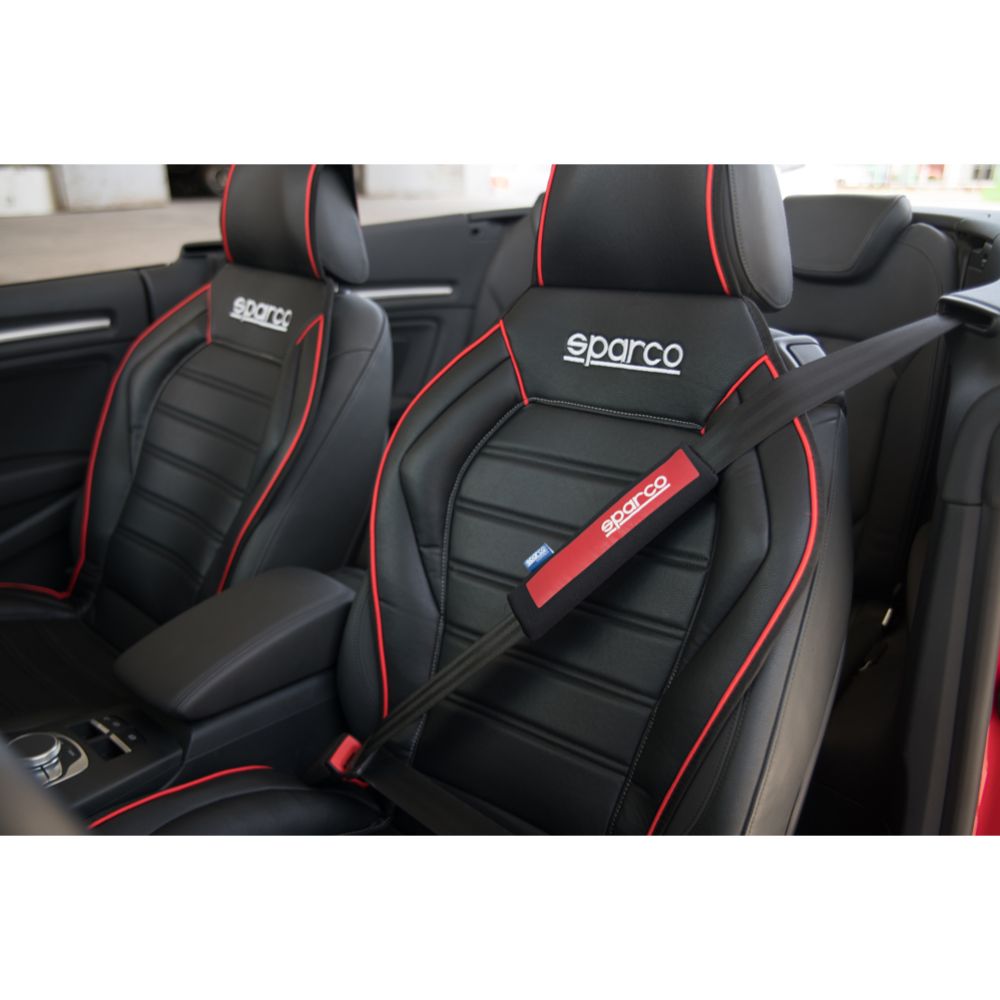 Sparco bältespads röd/svart