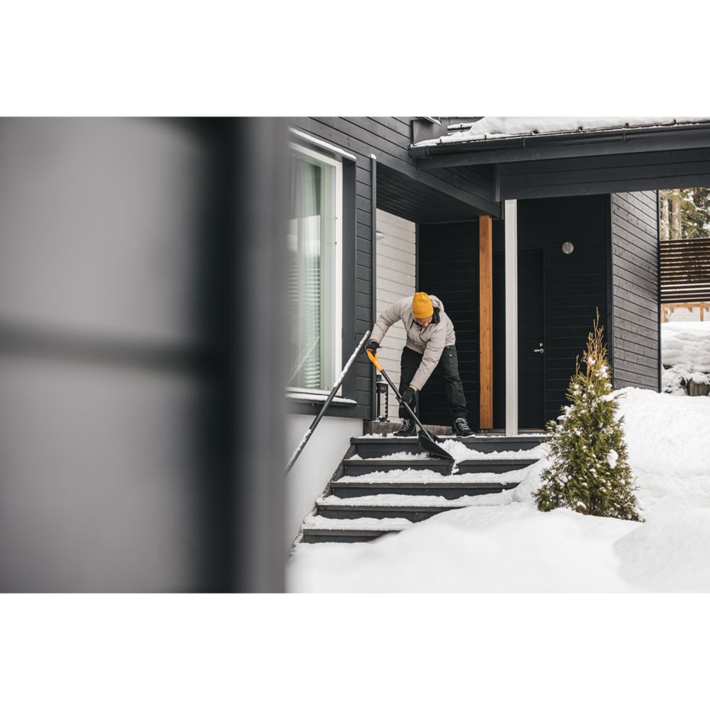 Fiskars Solid lumilapio