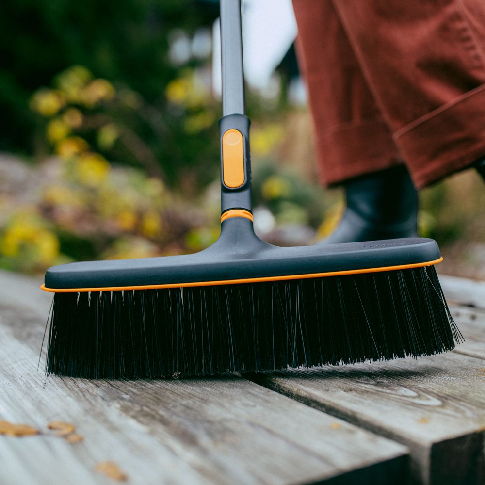 Fiskars OneClick terassiharjan vaihtopää