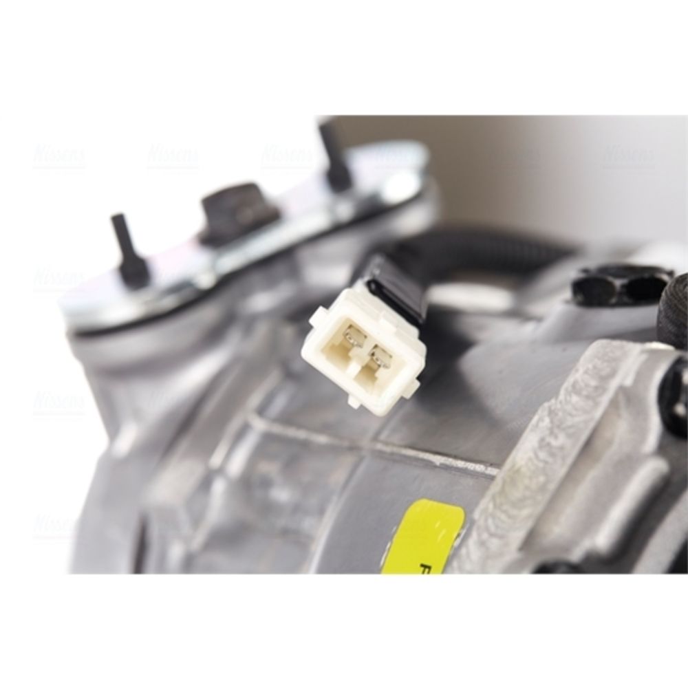 Ilmastointilaitteen kompressori 30-00406