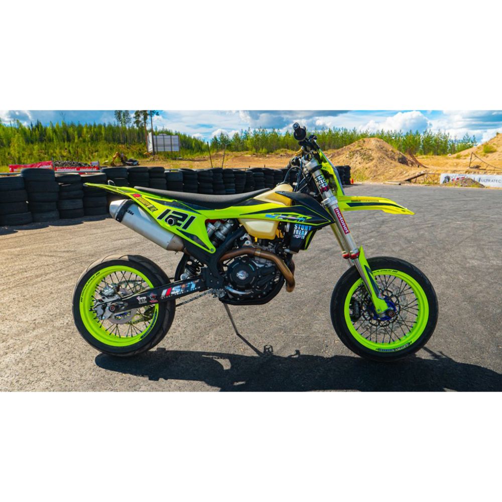 Stunt Freaks Team numerotarra