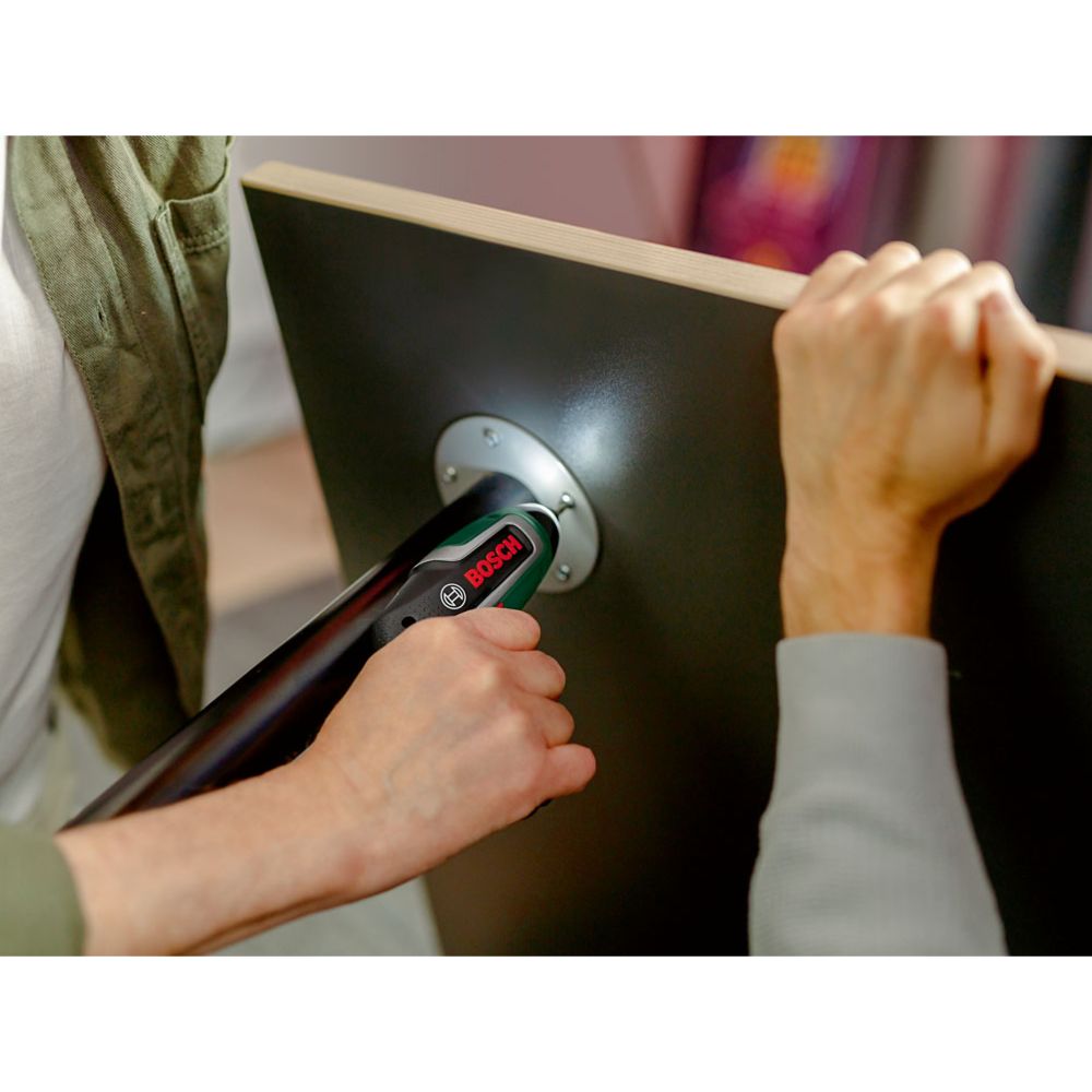 Bosch IXO 7 Basic akukruvikeeraja, 3,6 V