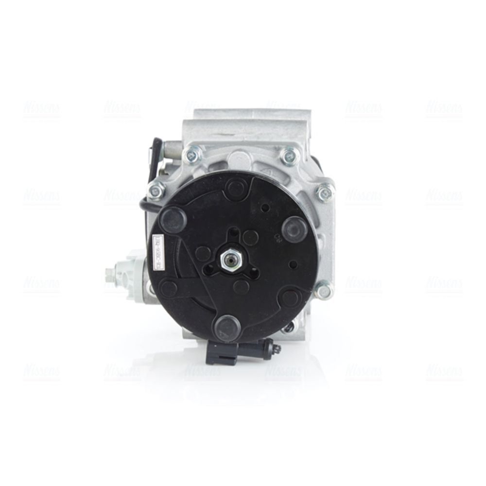 Ilmastointilaitteen kompressori 30-00303