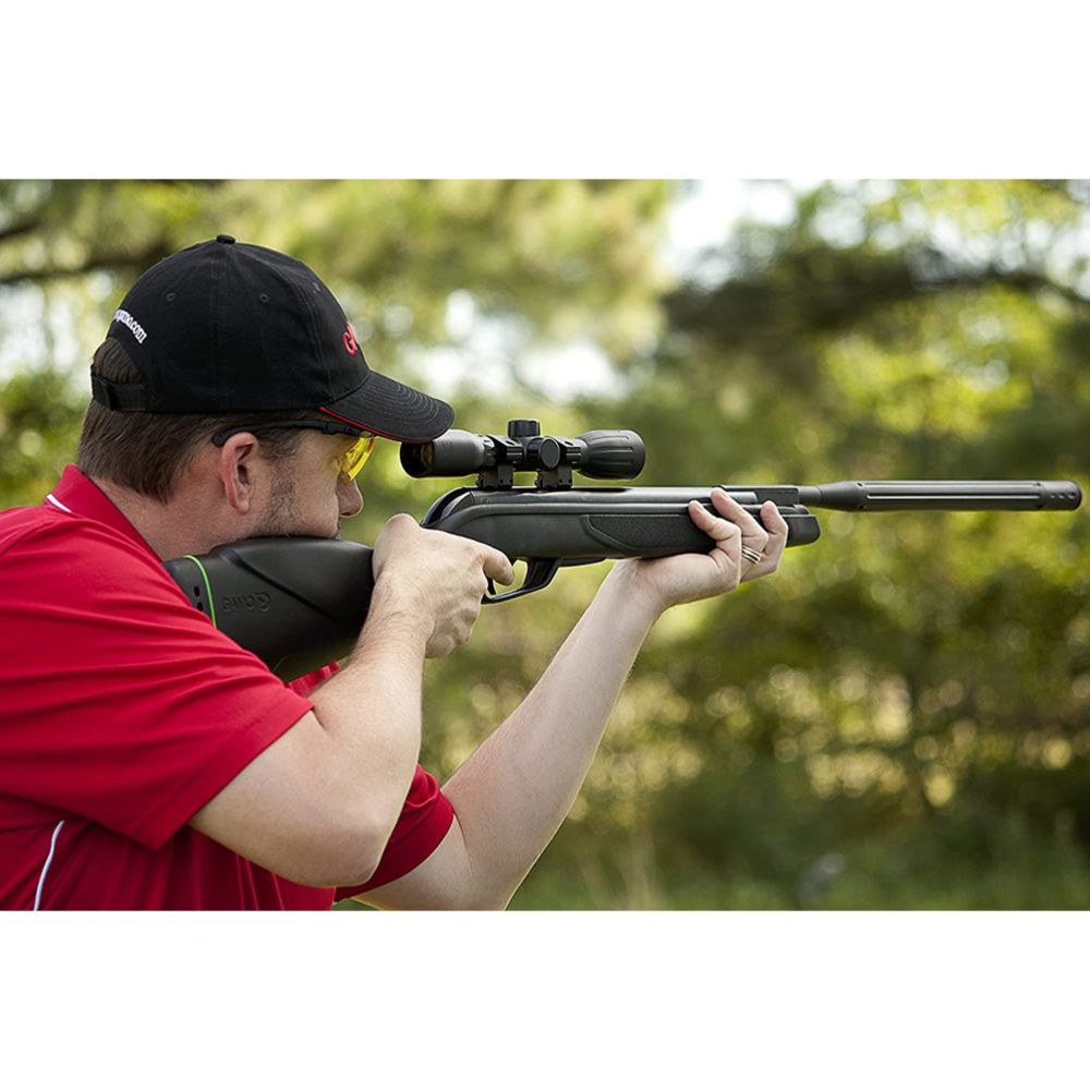 Gamo Wildcat Whisper IGT 5,5 mm ilmakivääri kiikaritähtäimellä