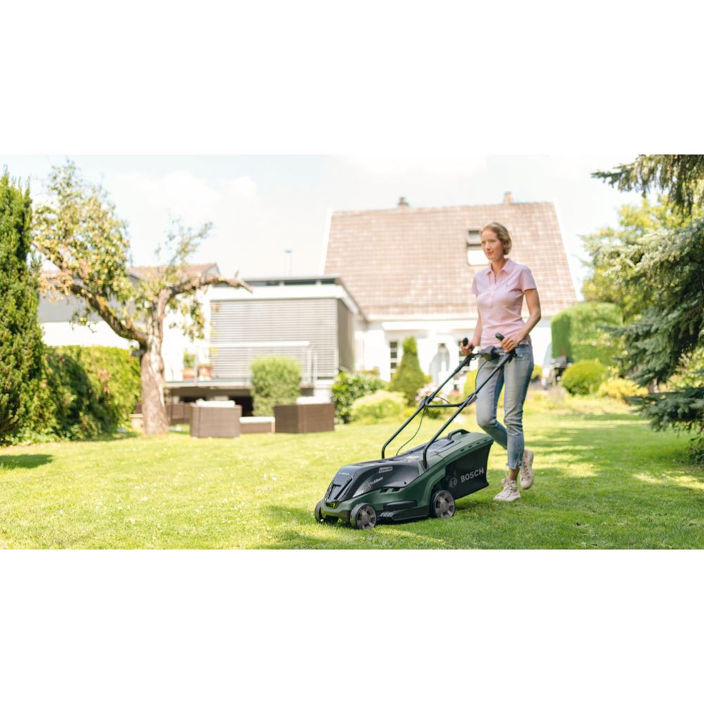 Bosch UniversalRotak 36-550 Akkuruohonleikkuri 36 cm 1 x 4,0 Ah